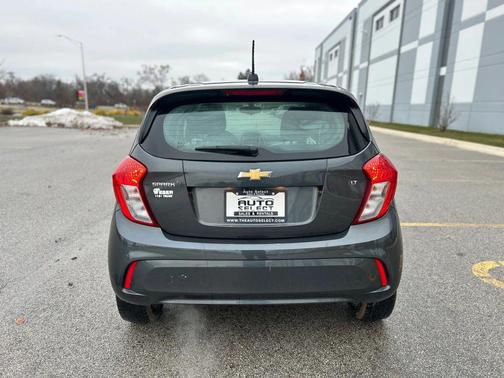 2017 Chevrolet Spark 1LT