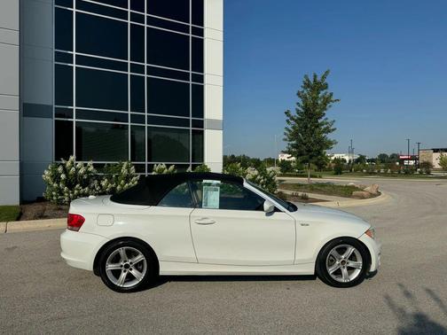 2012 BMW 128 128i Convertible 2D