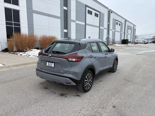 2021 Nissan Kicks SV