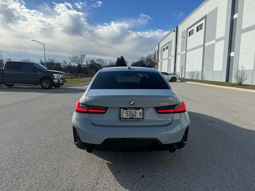 2023 BMW 330 330i Sedan 4D