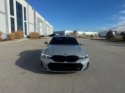 2023 BMW 330 330i Sedan 4D