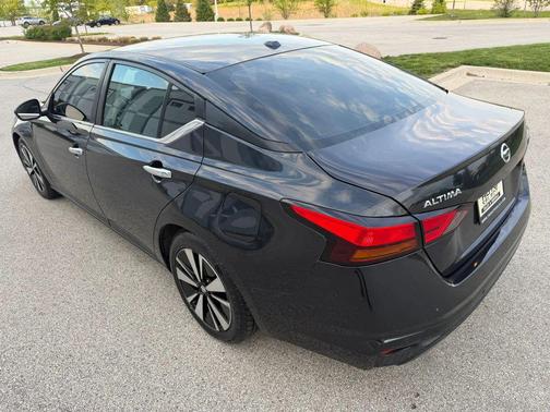 Storm Blue Metallic 2021 Nissan Altima 2.5 SV