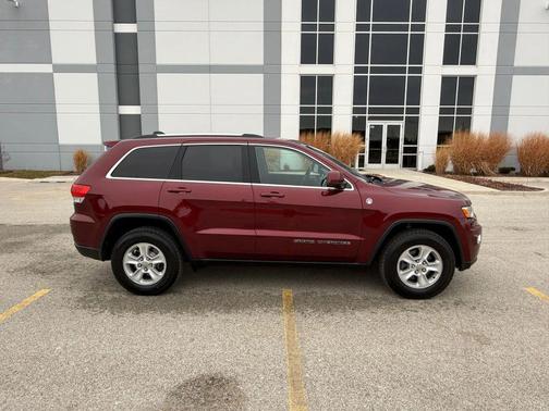 2017 Jeep Grand Cherokee Laredo