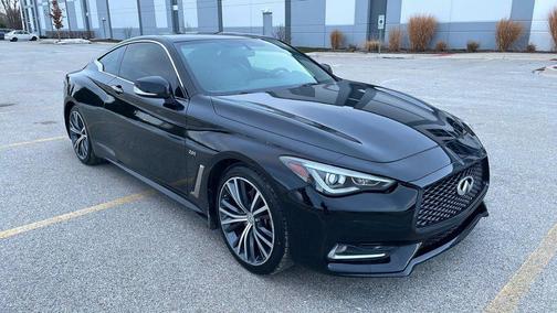 2017 INFINITI Q60 2.0T