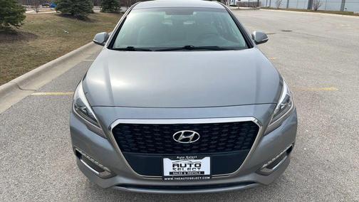 2017 Hyundai SONATA Hybrid SE