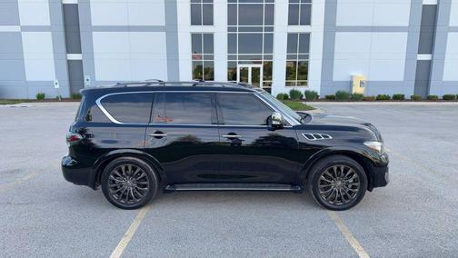Black 2017 INFINITI QX80 Limited