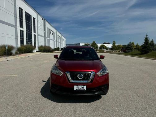 2020 Nissan Kicks SV