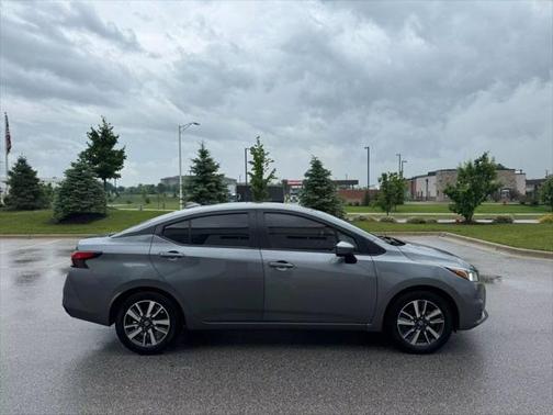 2021 Nissan Versa 1.6 SV
