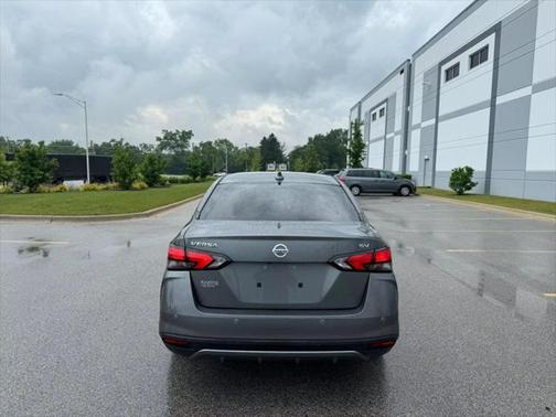 2021 Nissan Versa 1.6 SV