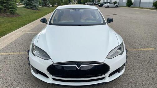 White 2015 Tesla Model S 85D