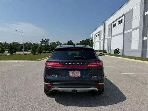 2015 Lincoln MKC Base