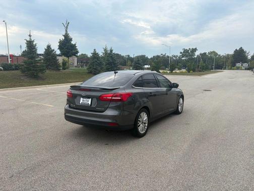 2017 Ford Focus Titanium