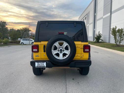 2020 Jeep Wrangler Unlimited Sport