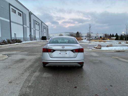 2023 Nissan Altima S FWD