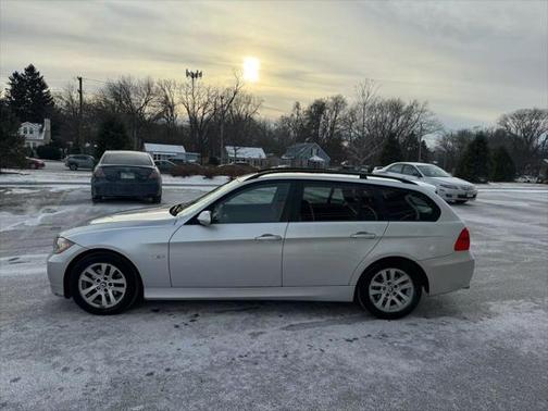 2007 BMW 328 328xi Wagon 4D