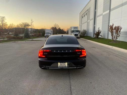 2017 Volvo S90 T6 Inscription