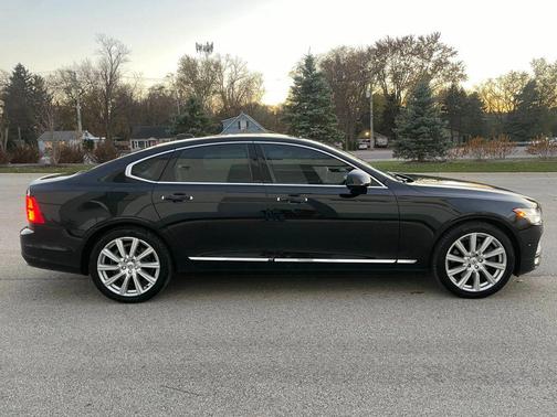 2017 Volvo S90 T6 Inscription