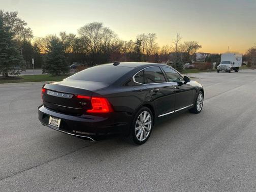 2017 Volvo S90 T6 Inscription