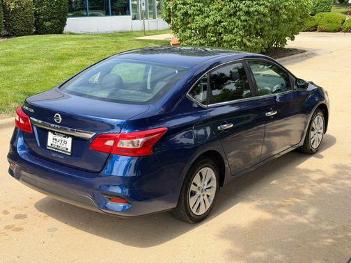 Deep Blue Pearl 2018 Nissan Sentra S