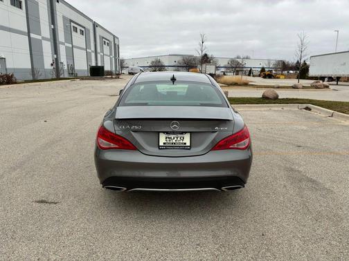 2017 Mercedes-Benz CLA 250 4MATIC