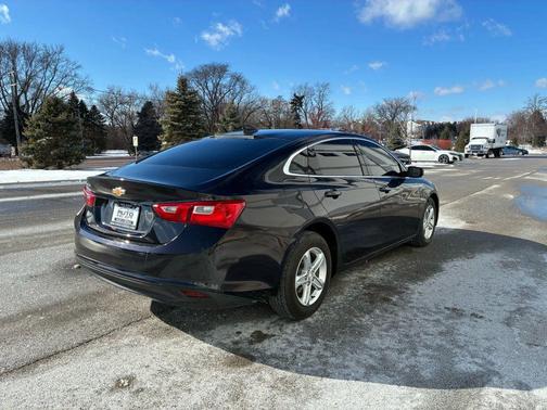 2023 Chevrolet Malibu 1LS