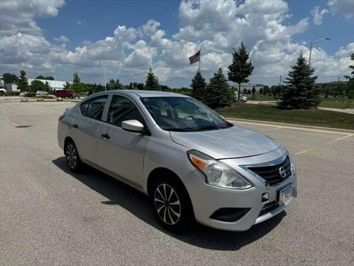 2017 Nissan Versa 1.6 S+