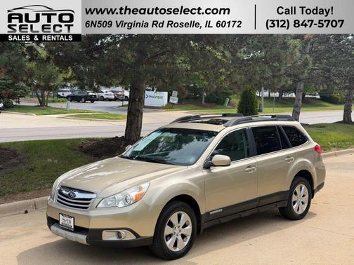 Beige 2010 Subaru Outback 2.5 i Limited