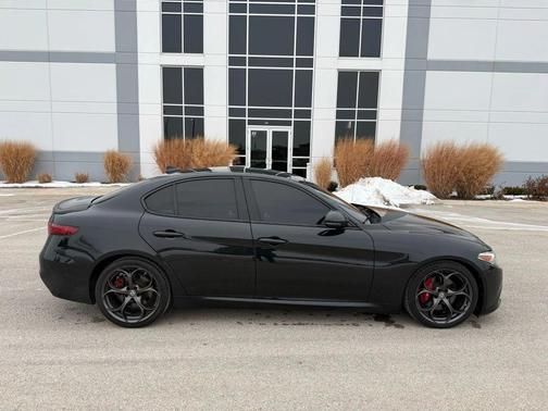 2019 Alfa Romeo Giulia Ti Sport