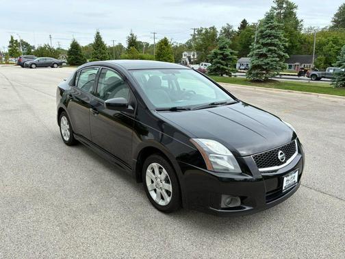 Super Black 2011 Nissan Sentra 2.0 SR