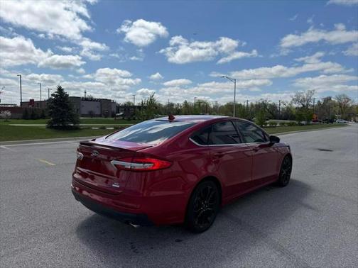 2020 Ford Fusion SE