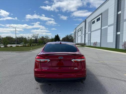 2020 Ford Fusion SE