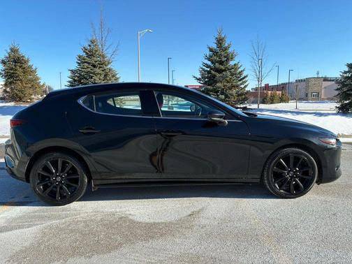 2021 Mazda Mazda3 FWD w/Premium Package