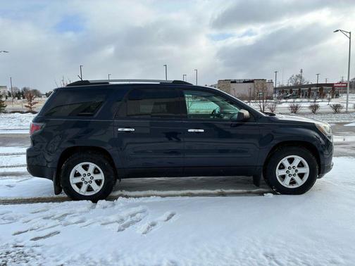 2015 GMC Acadia SLE-2