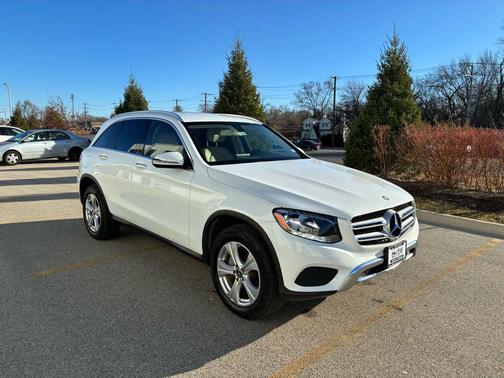 2017 Mercedes-Benz GLC 300 Base