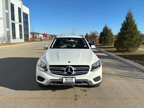 2017 Mercedes-Benz GLC 300 Base