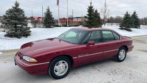 1992 Pontiac Bonneville SE