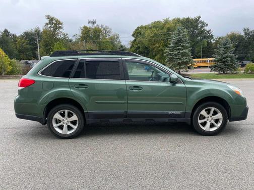 2013 Subaru Outback 2.5i Limited