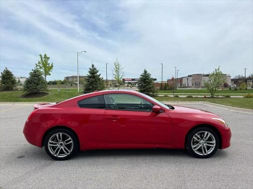 2009 INFINITI G37x Base