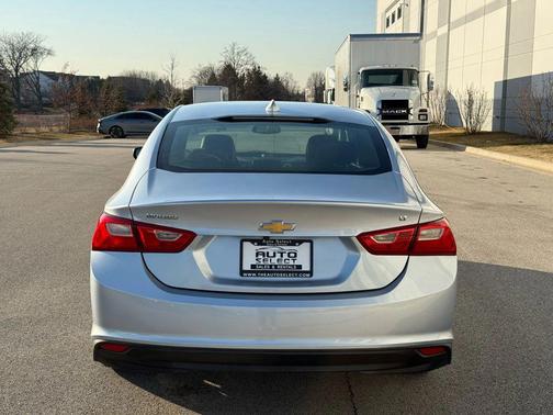 2017 Chevrolet Malibu 1LT