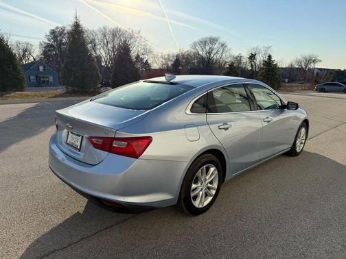 2017 Chevrolet Malibu 1LT