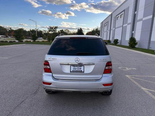 2009 Mercedes-Benz M-Class 4MATIC