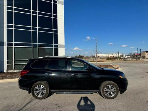 2020 Nissan Pathfinder SL 4WD