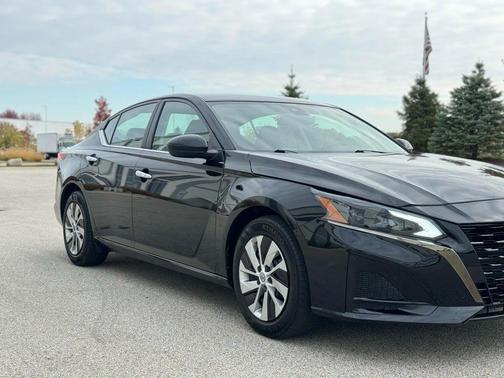 2023 Nissan Altima S FWD