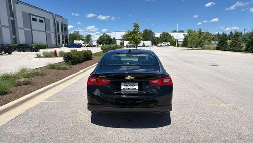 Mosaic Black Metallic 2023 Chevrolet Malibu FWD 1LT