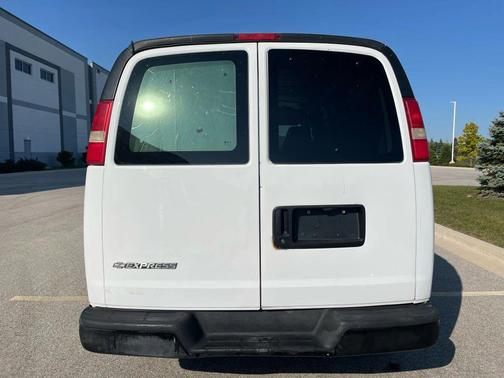 2007 Chevrolet Express 1500 Base