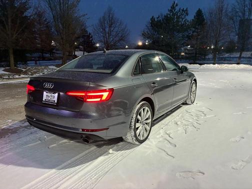 2017 Audi A4 2.0T Premium