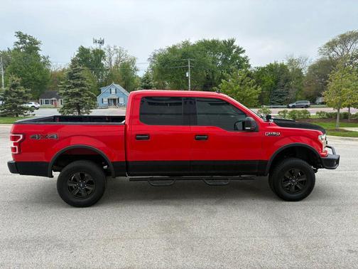 Red 2019 Ford F-150 XLT
