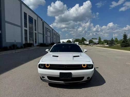 2015 Dodge Challenger SXT Plus