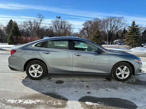 2023 Chevrolet Malibu 1LS