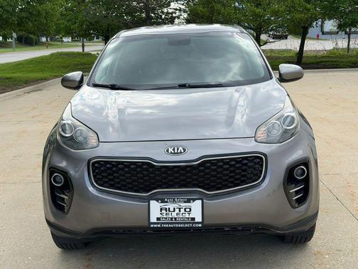 Mineral Silver 2017 Kia Sportage LX